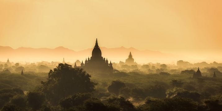 Myanmar Birma Landschaft Sonnenaufgang Morgen / by tpsdave / Pixabay