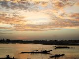 Mali, Fisher boats and ferries on Mopti river / by Ralf Steinberger / CC BY 2.0